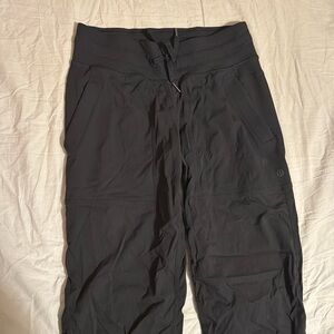 Lululemon Dance Studio Pant
Color Black
Size 4